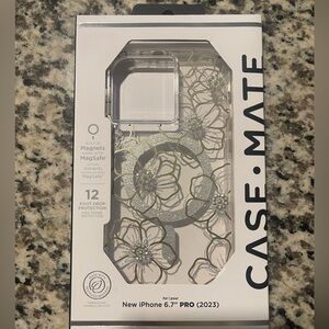 Case-Mate Silver Floral iPhone 6.7" Pro Case